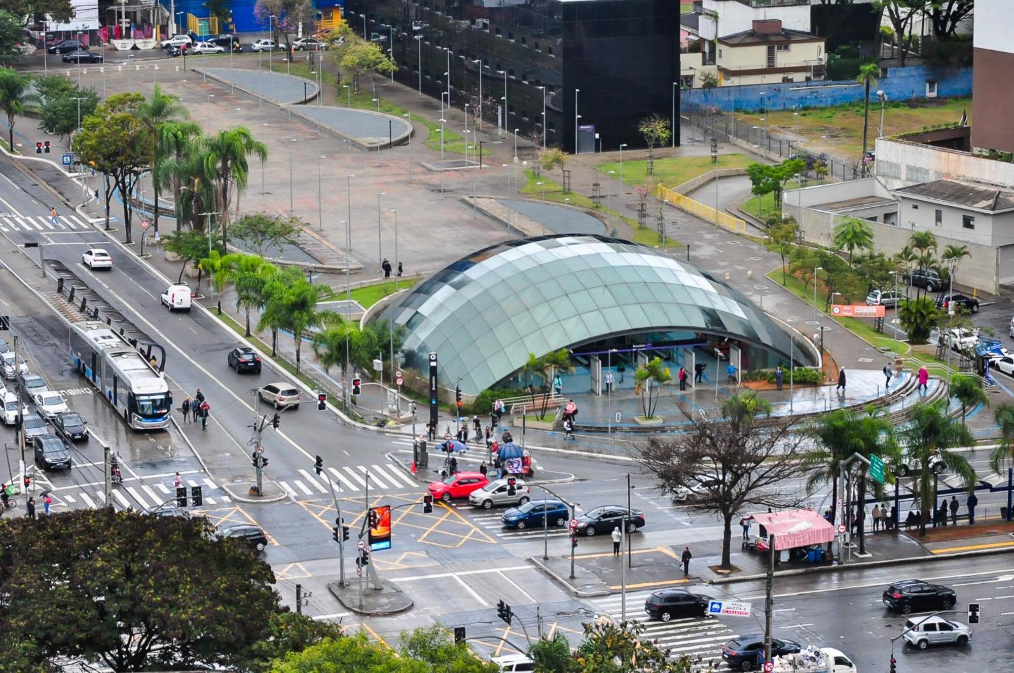 Novo, 2 Min Da Estacao Brooklin * São Paulo